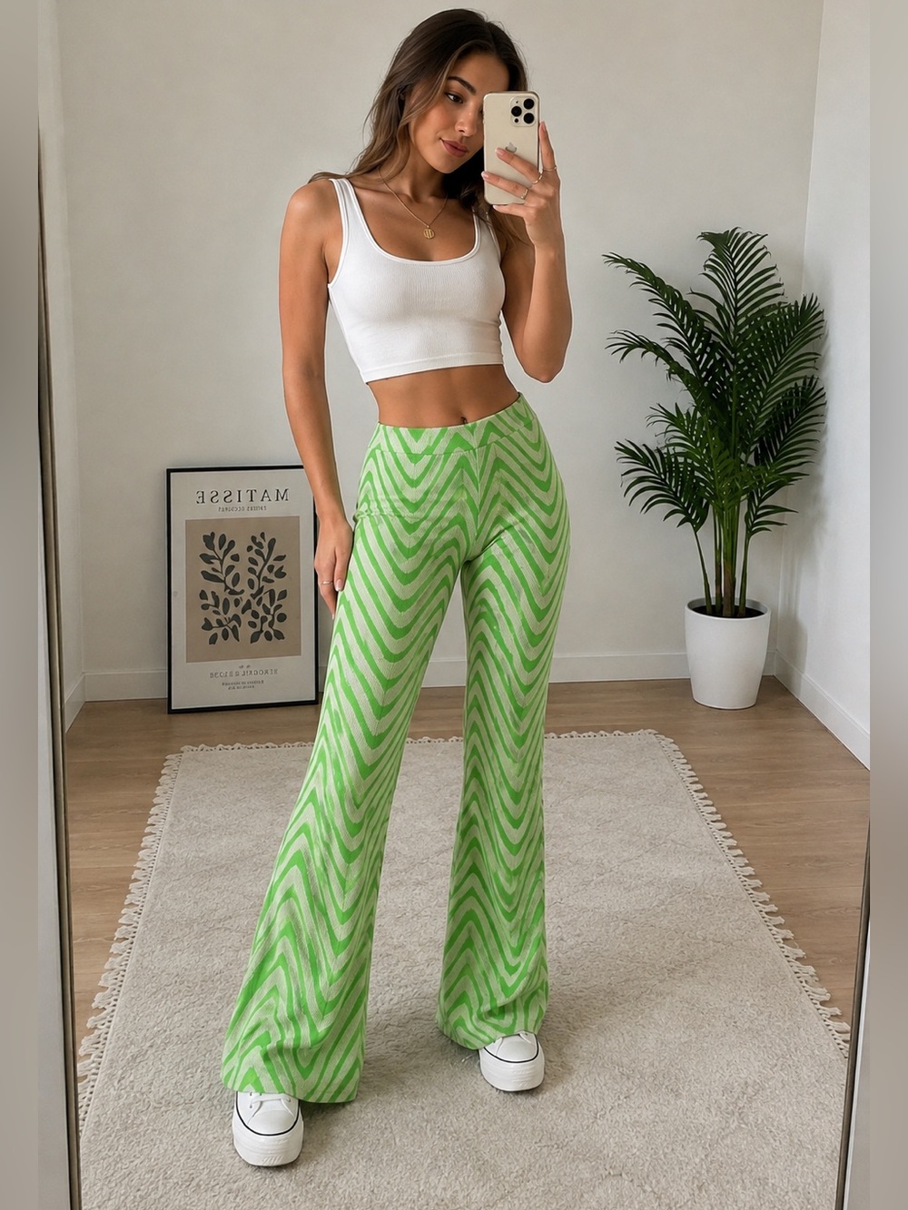 Urban Outfitters Green Chevron Knit Flare Pants Size Small